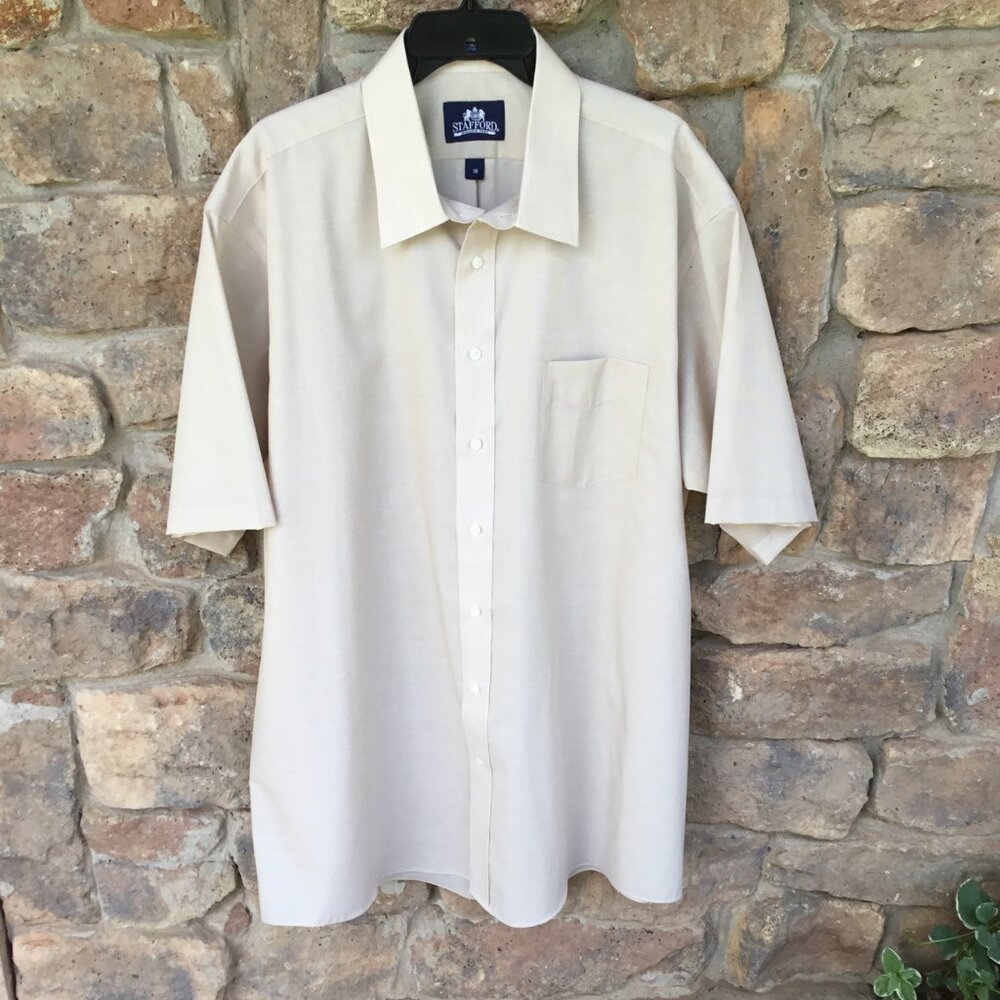 Stafford Men's Short Sleeve Beige Button-Up Shirt Size 18 Cotton/Poly Blend NWT